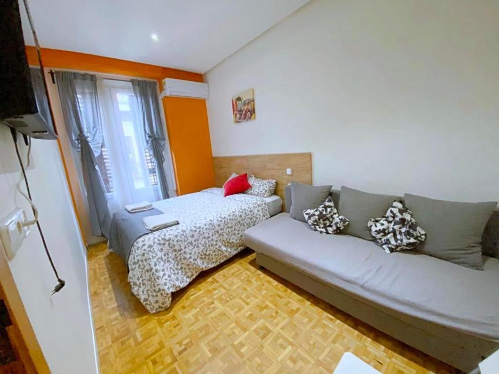 Apartamentos Travelstep La Latina Madryt Zewnętrze zdjęcie